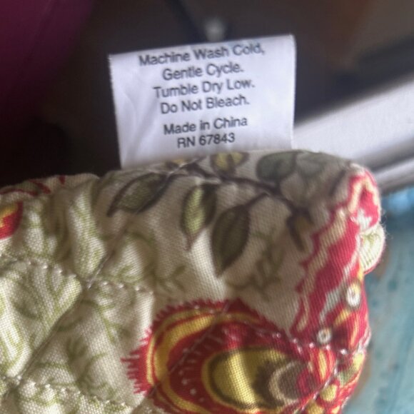 Women's Quilted fabric floral backpack tones of Red, Green, Yellow, and orange - Picture 8 of 9